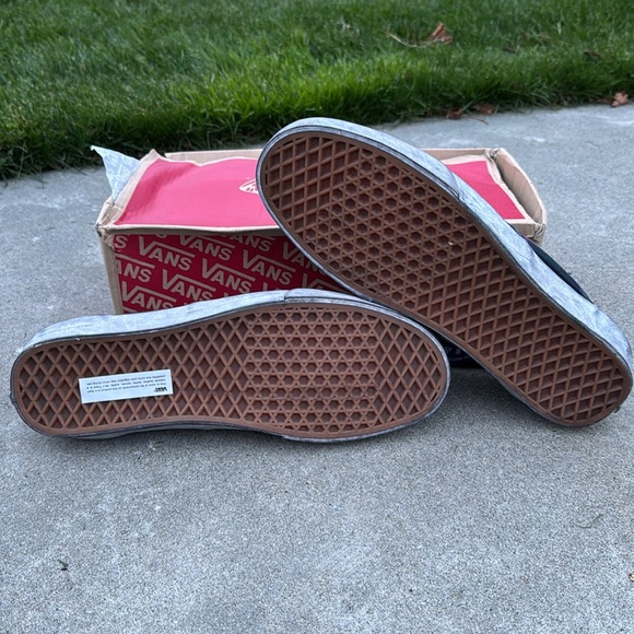 NIB Vans Era CA Lace Up Sneakers - Picture 9 of 16